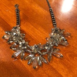 CHICO’S CRYSTAL CHOKER/BIB NECKLACE